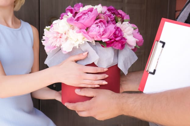 Pros of ordering flowers online